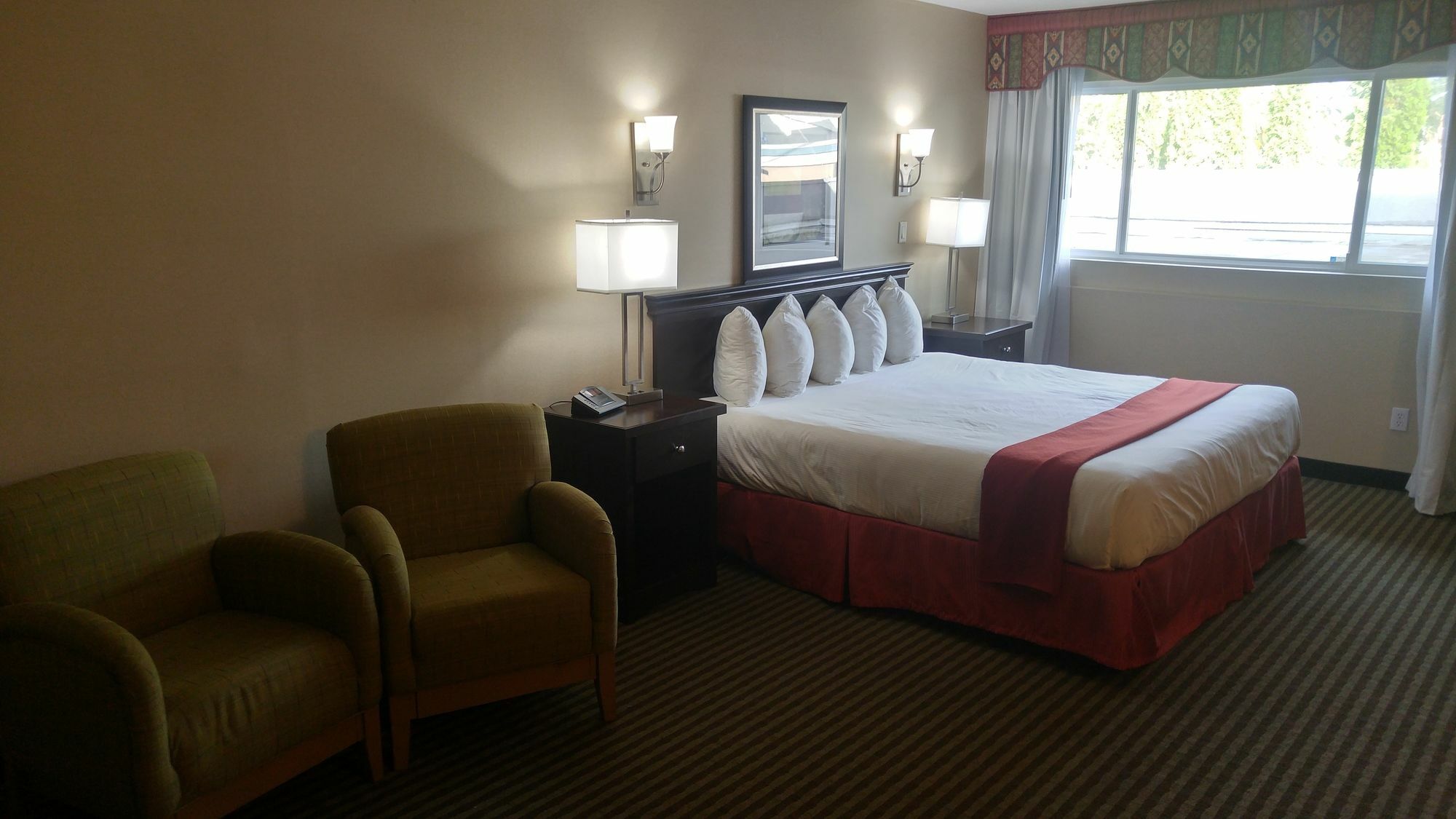 Ramada By Wyndham Abbotsford Hotel Buitenkant foto