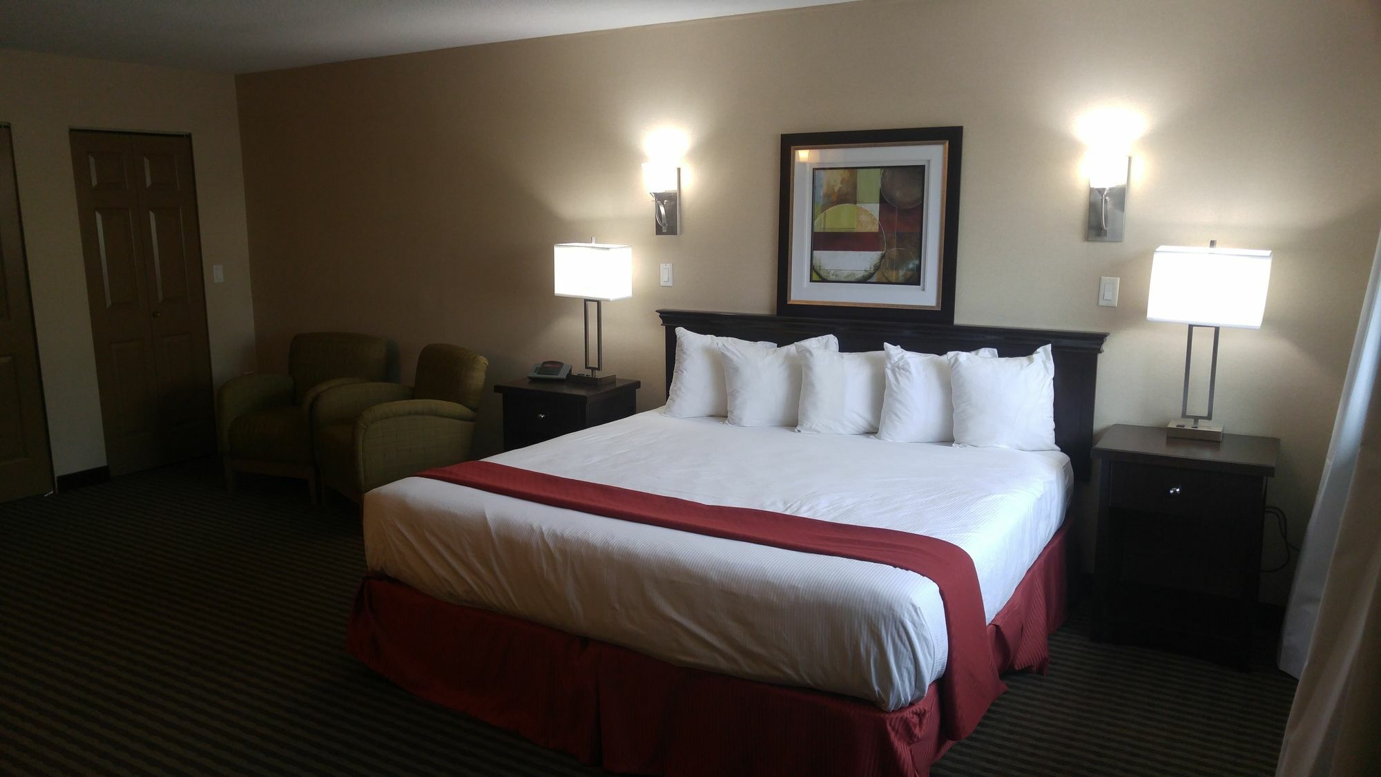 Ramada By Wyndham Abbotsford Hotel Buitenkant foto