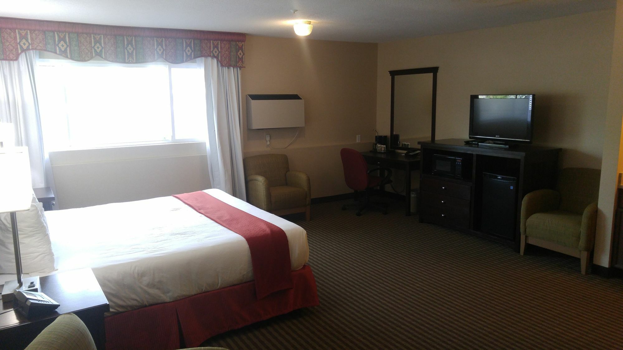 Ramada By Wyndham Abbotsford Hotel Buitenkant foto